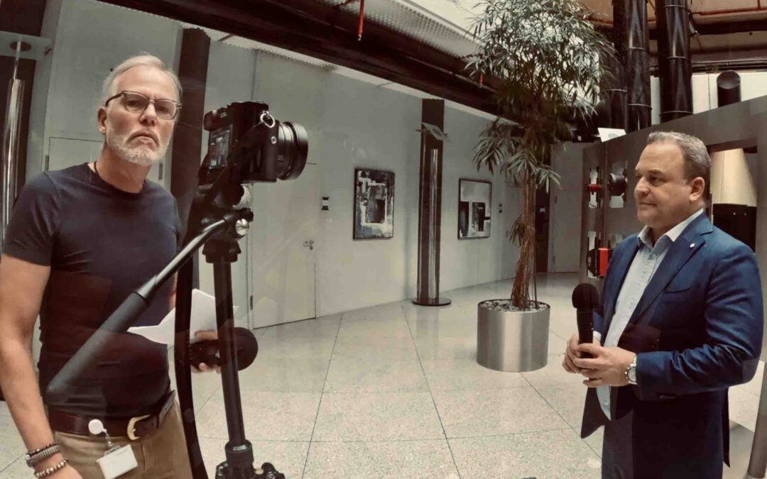 Der Bedarf ist da – die Unsicherheit lähmt Markus Henning, Vertriebsdirektor Handel, Handwerk und Gebäudetechnik, im TV Interview